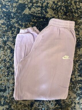 Nike Kids Light Purple Sweatpants with White Swoosh